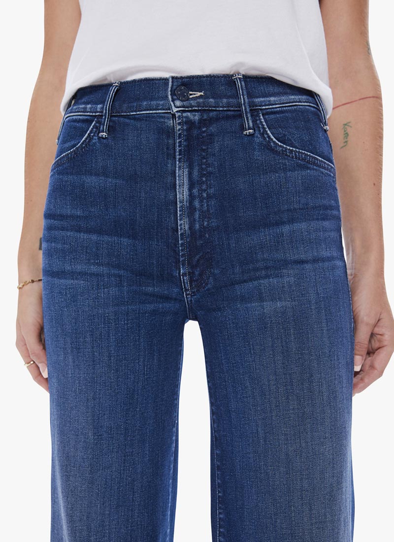 MOTHER The Hustler Roller Sneak Jeans