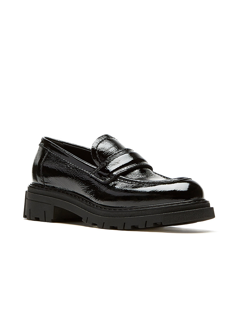 La Canadienne Della Crinkle Leather Loafer