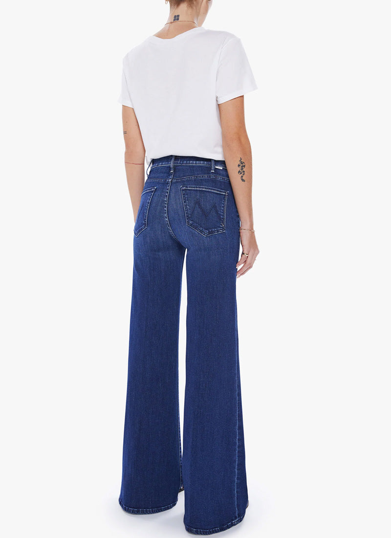 MOTHER The Hustler Roller Sneak Jeans