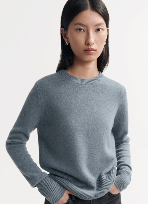 Soft Goat Classic O-Neck Sweater